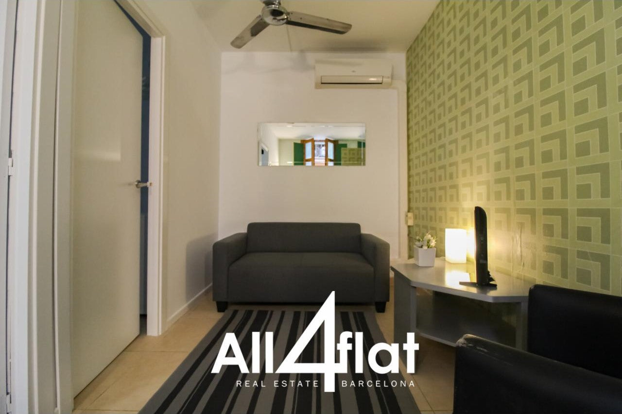 C/ Joaquin Costa - Réf. : 000639K 