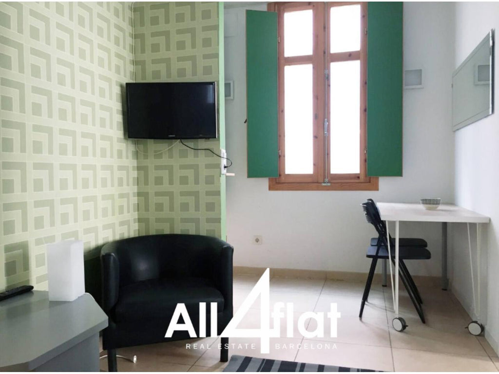 C/ Joaquin Costa - Réf. : 000639K 