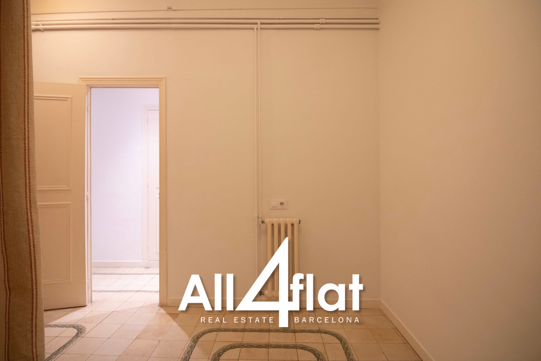 Rue Muntaner - Réf. : 003606 