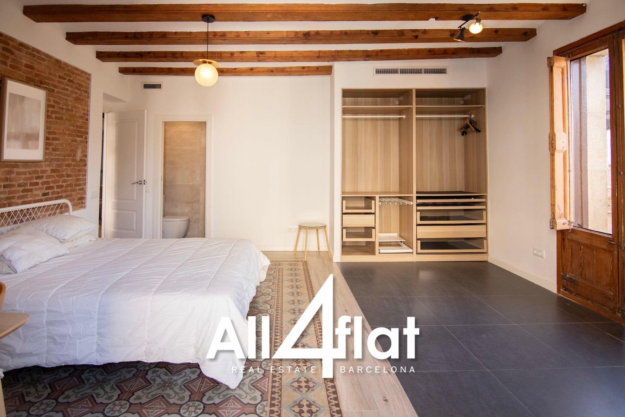 C/ avinyó - Réf. : 000308H 