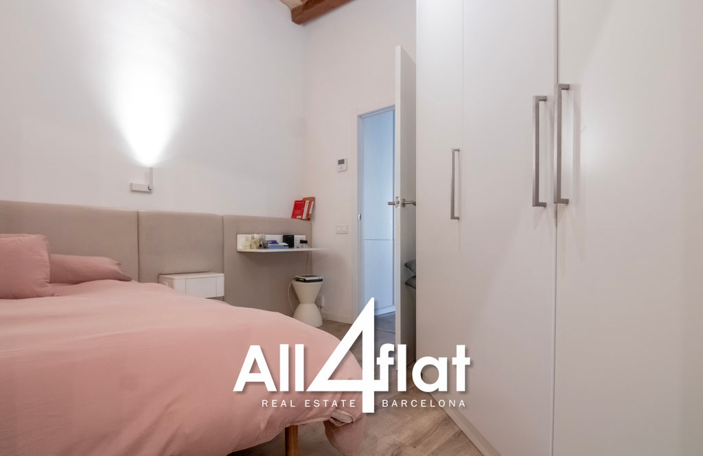 C/ Comte Urgell - Réf: 000003D 