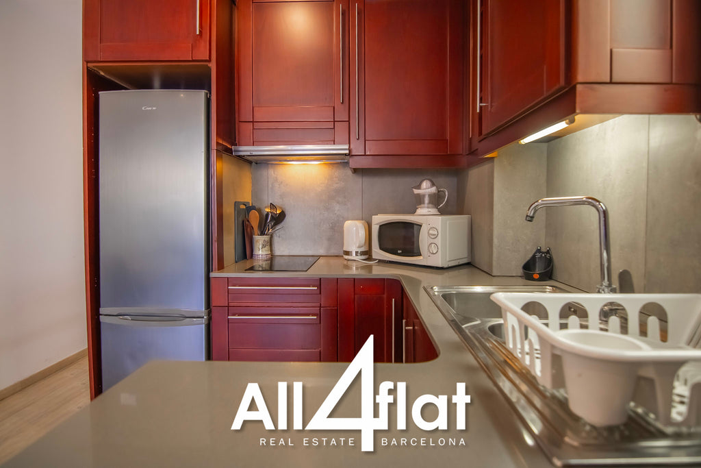 C/ Diputació - Réf. : 003558 