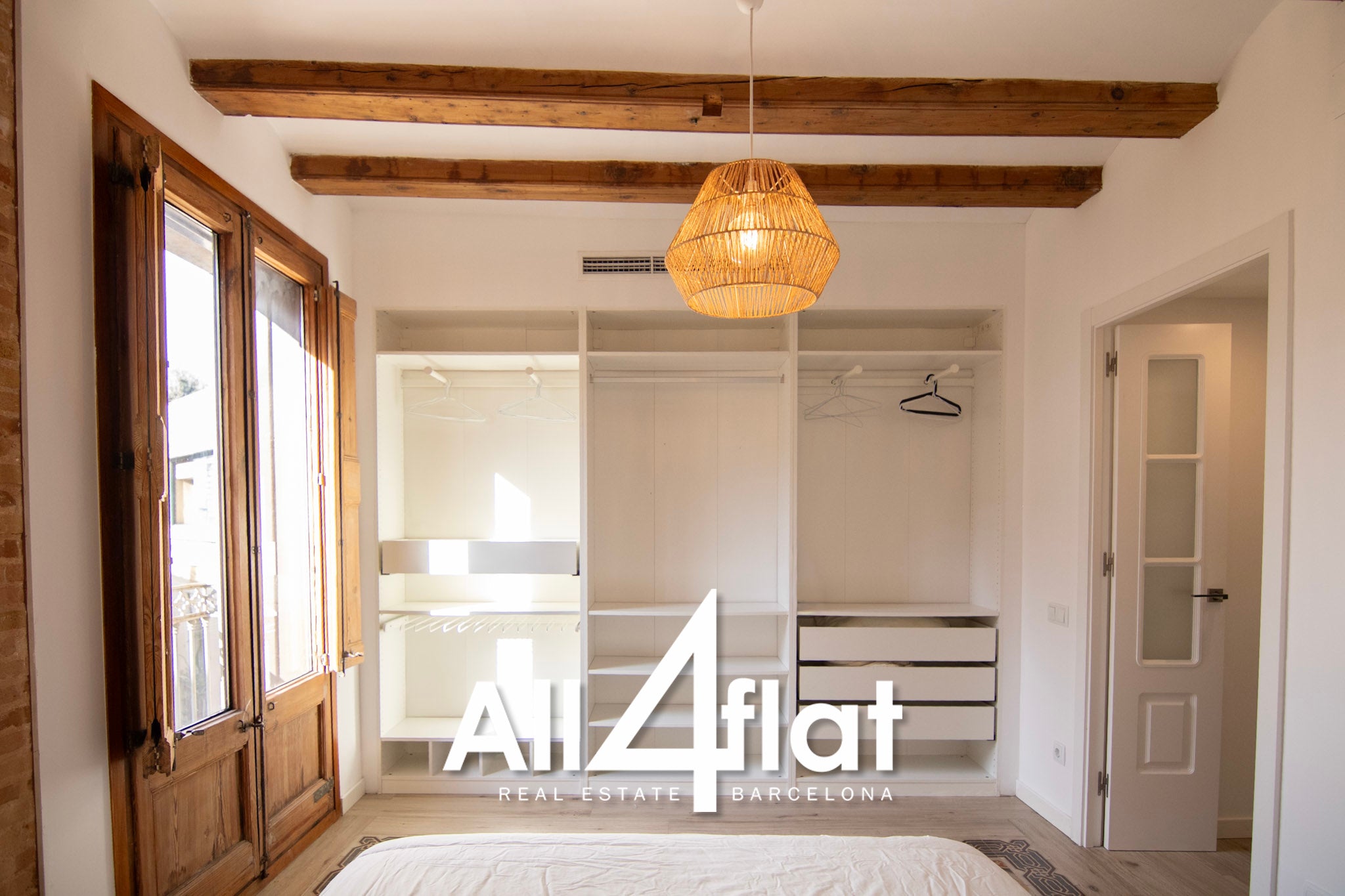 C/ avinyó - Réf. : 000308H 