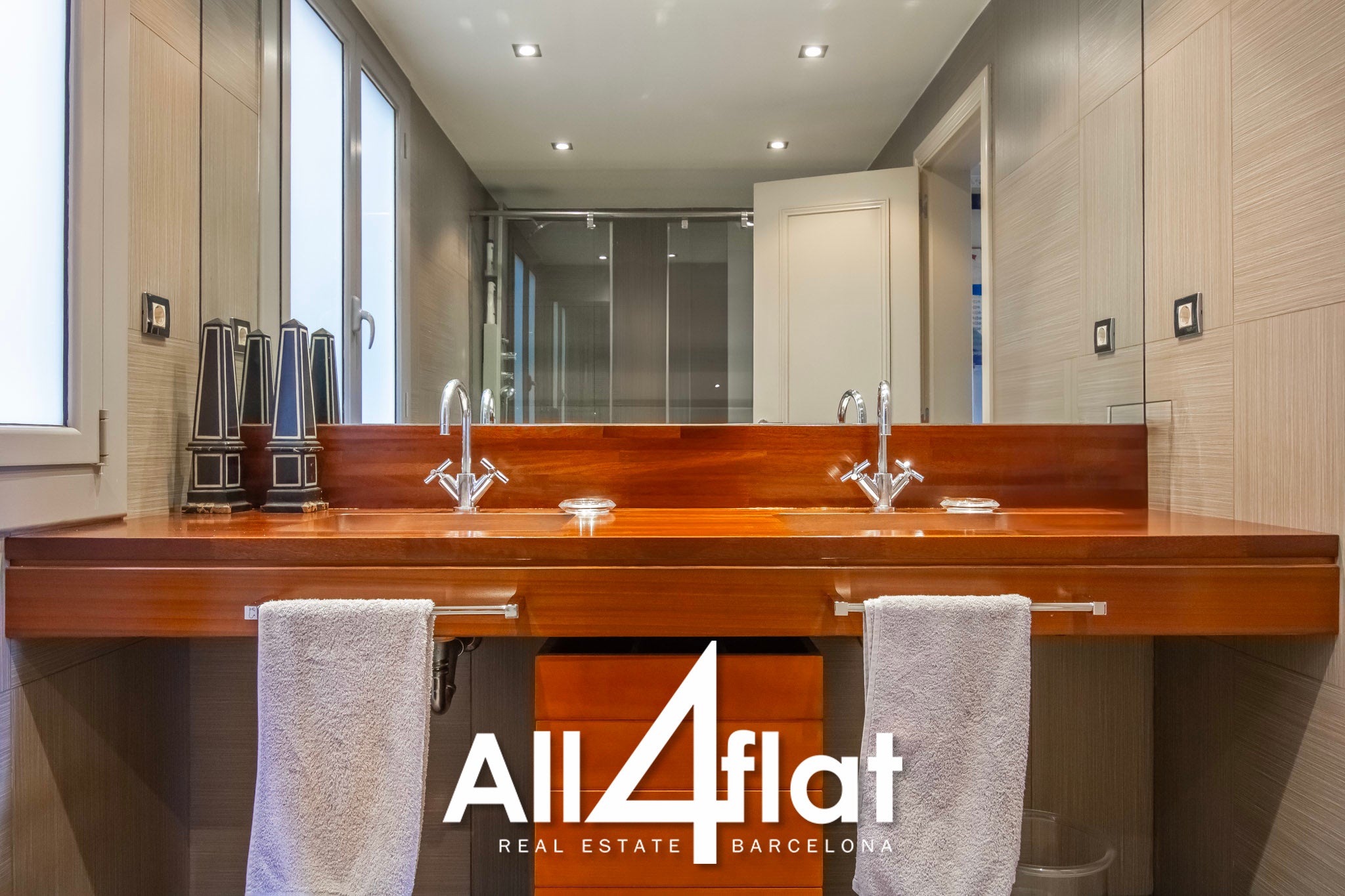 C/ Pau Claris - Réf. : 003509 