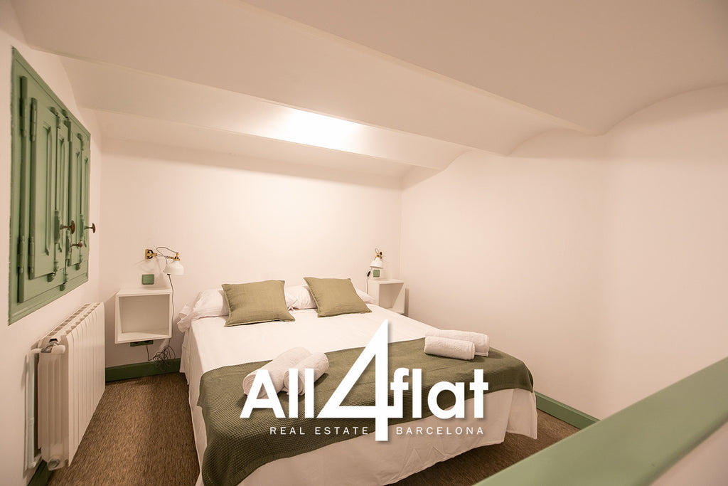 Rue Ausias Marc - Réf : 003022B 