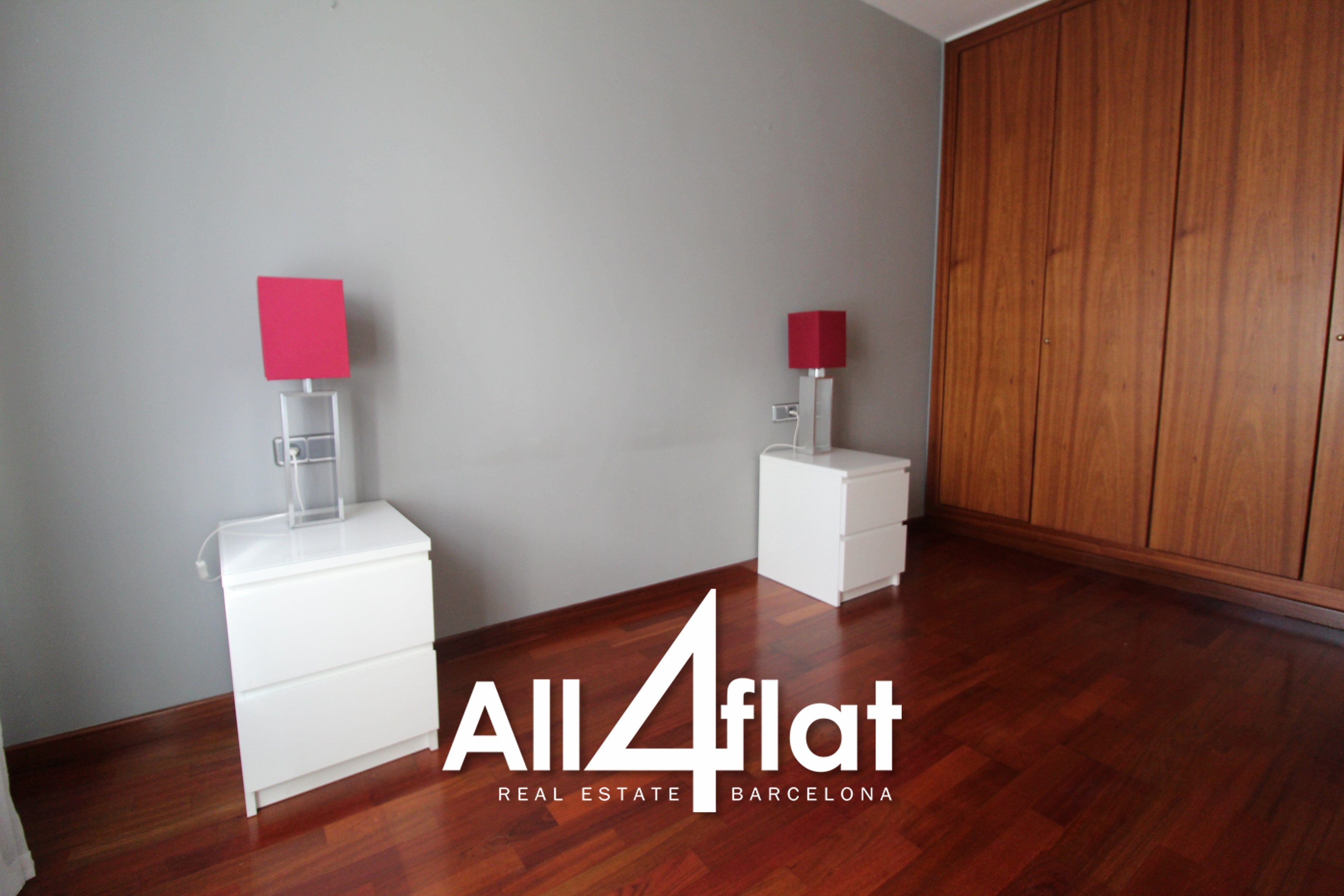 C/ Gran de Gracia - Ref: 000233B