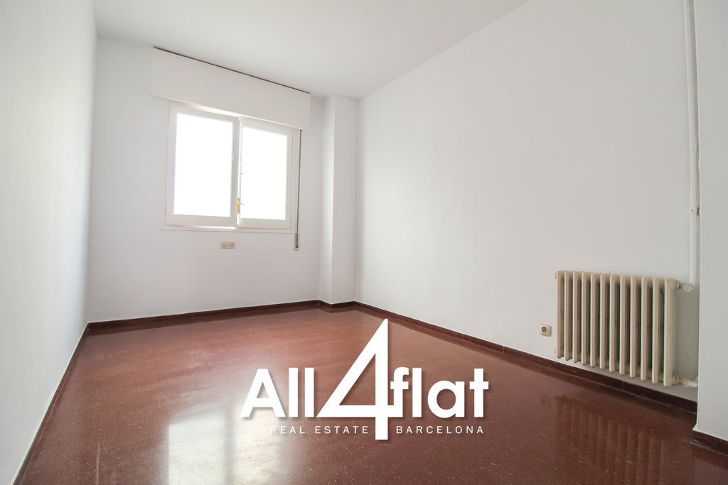 Rue Casp - Réf. : 001221 