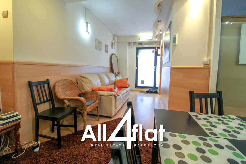 Rue de Berlin - Réf. : 001284E 