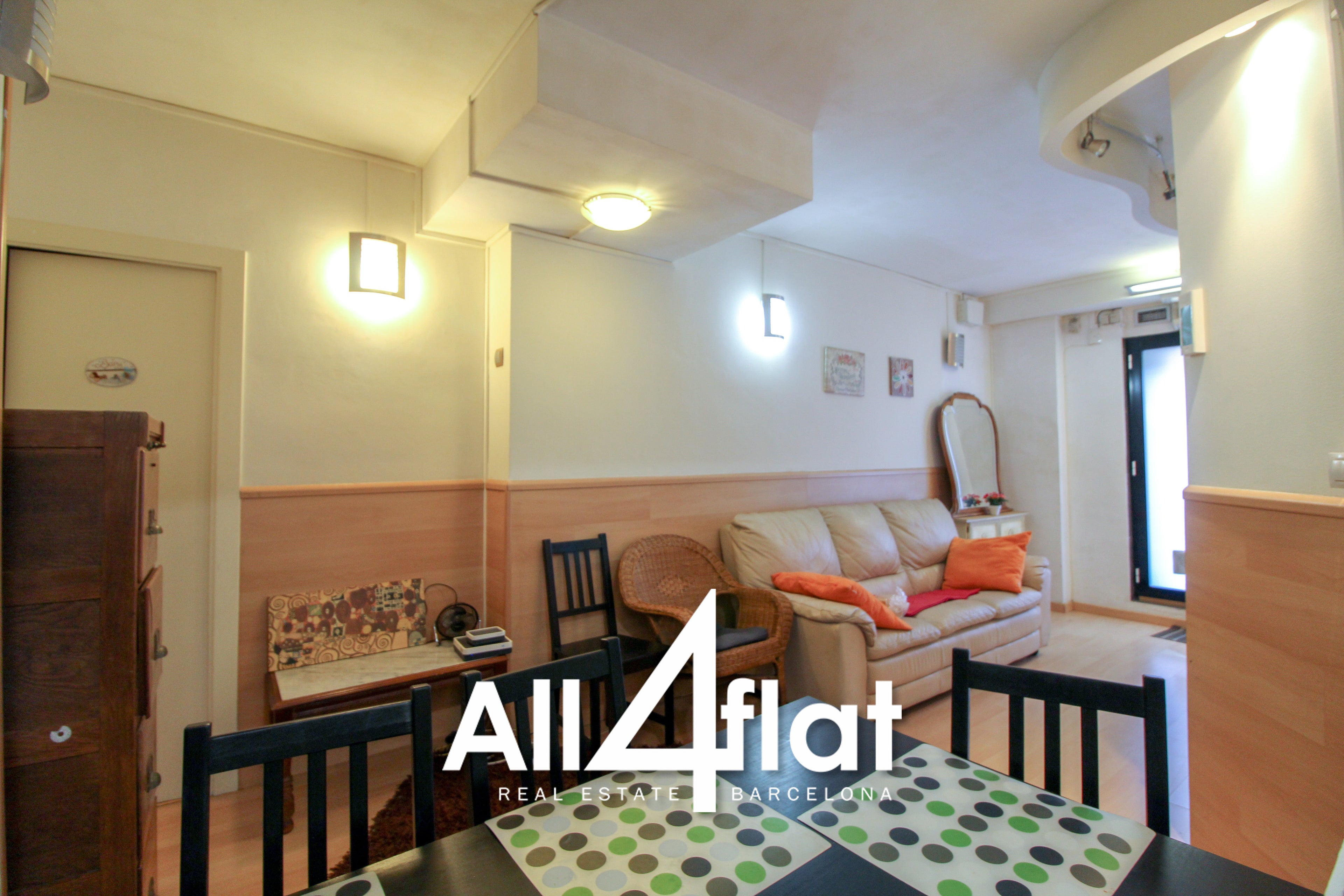 Rue de Berlin - Réf. : 001284E 