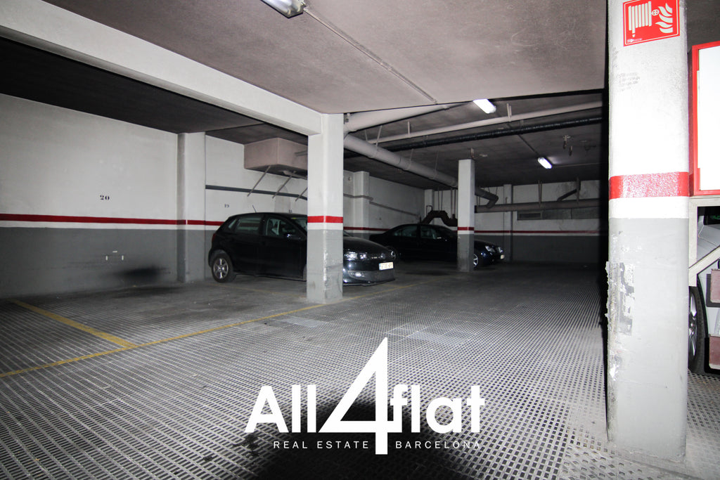 Rue Muntaner - Réf. : 002796 