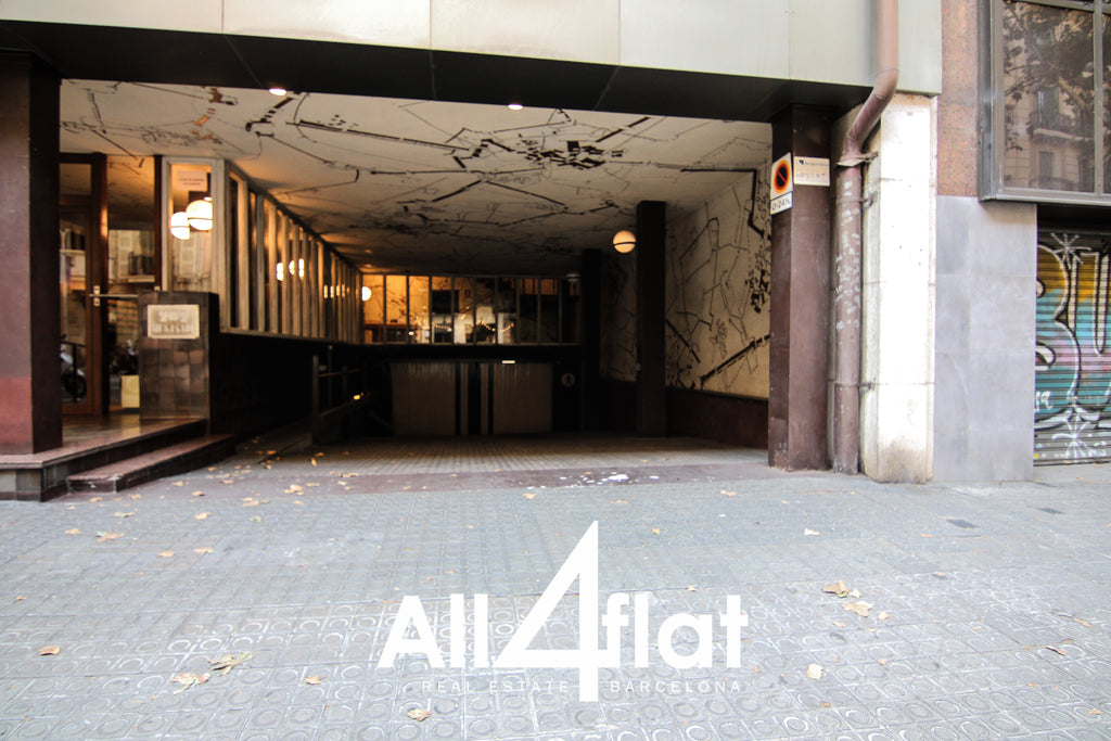 Rue Muntaner - Réf. : 002796 