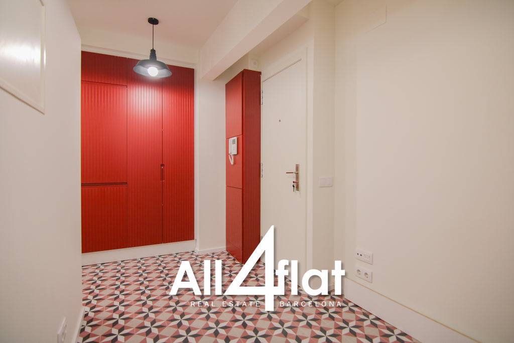 C/ Portal Nou - Réf. : 002542C 