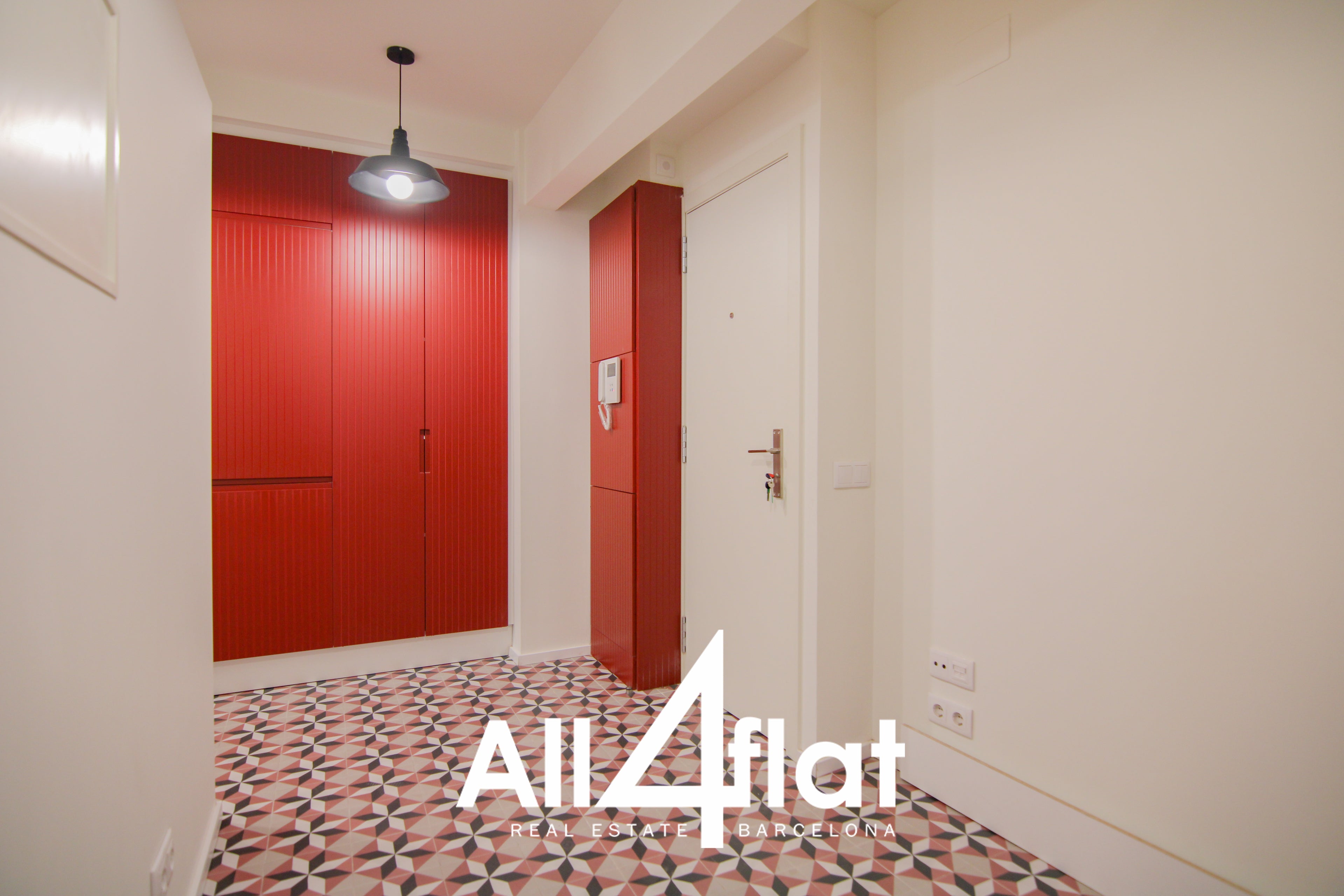 C/ Portal Nou - Réf. : 002542C 