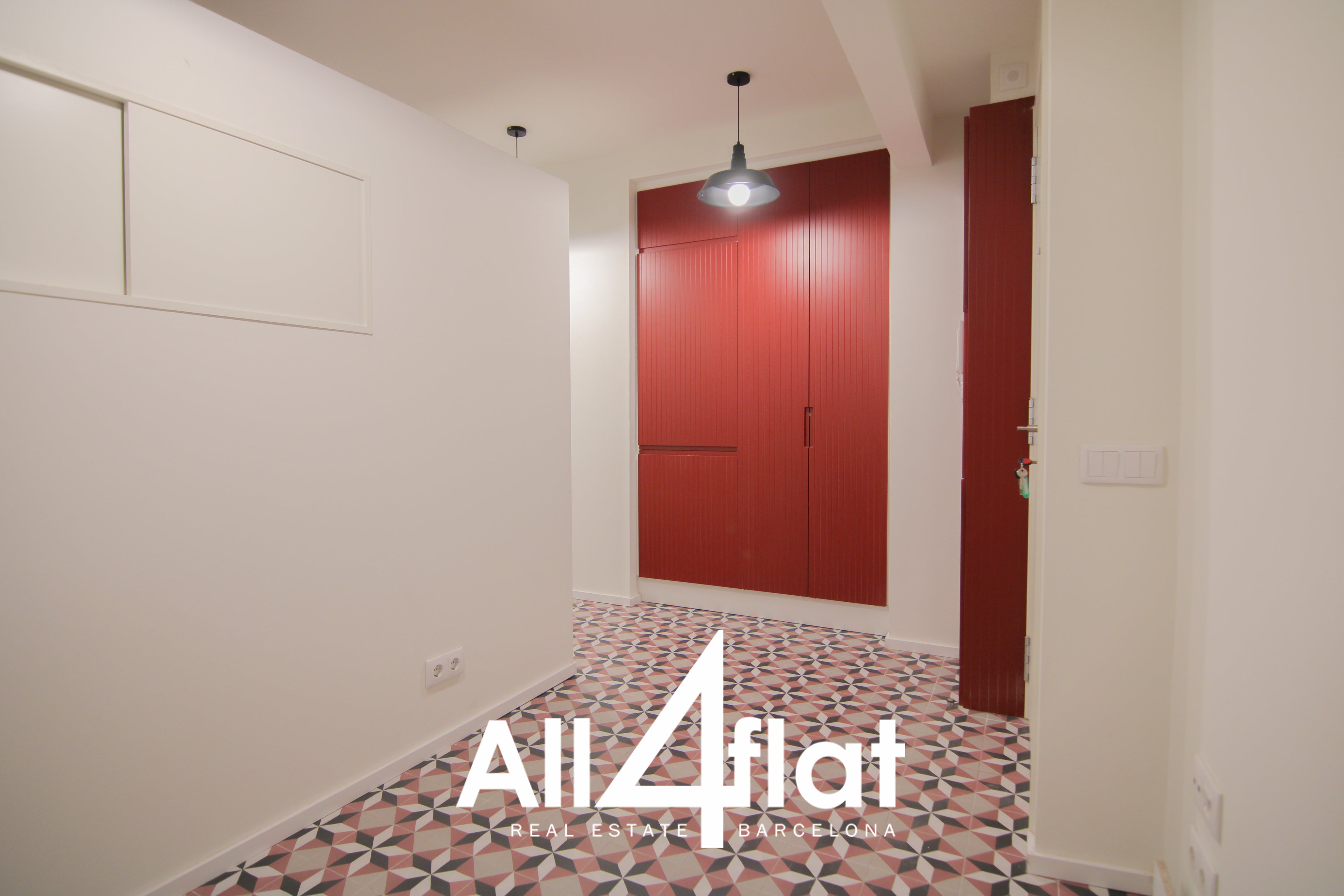 C/ Portal Nou - Réf. : 002542C 