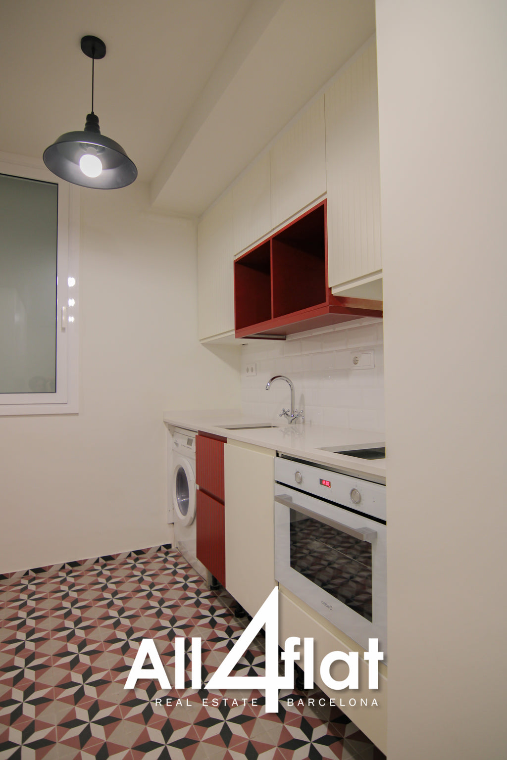 C/ Portal Nou - Réf. : 002542C 