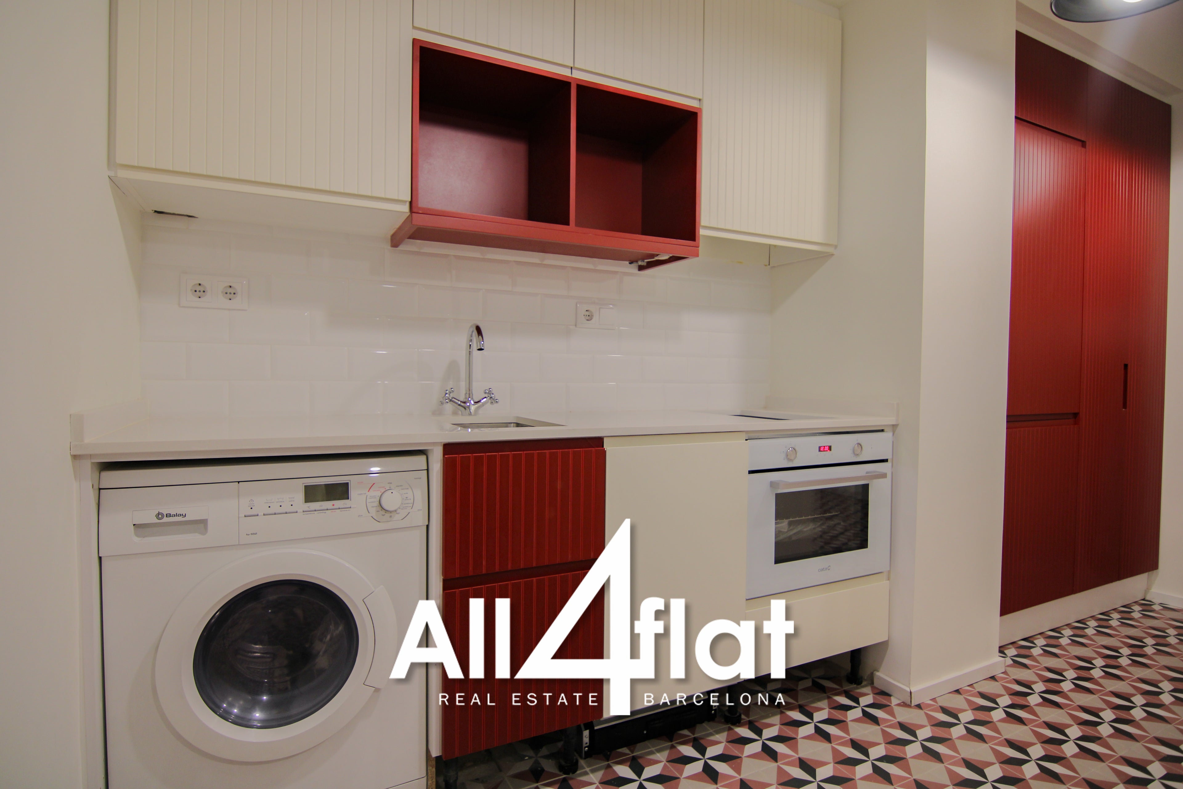 C/ Portal Nou - Réf. : 002542C 