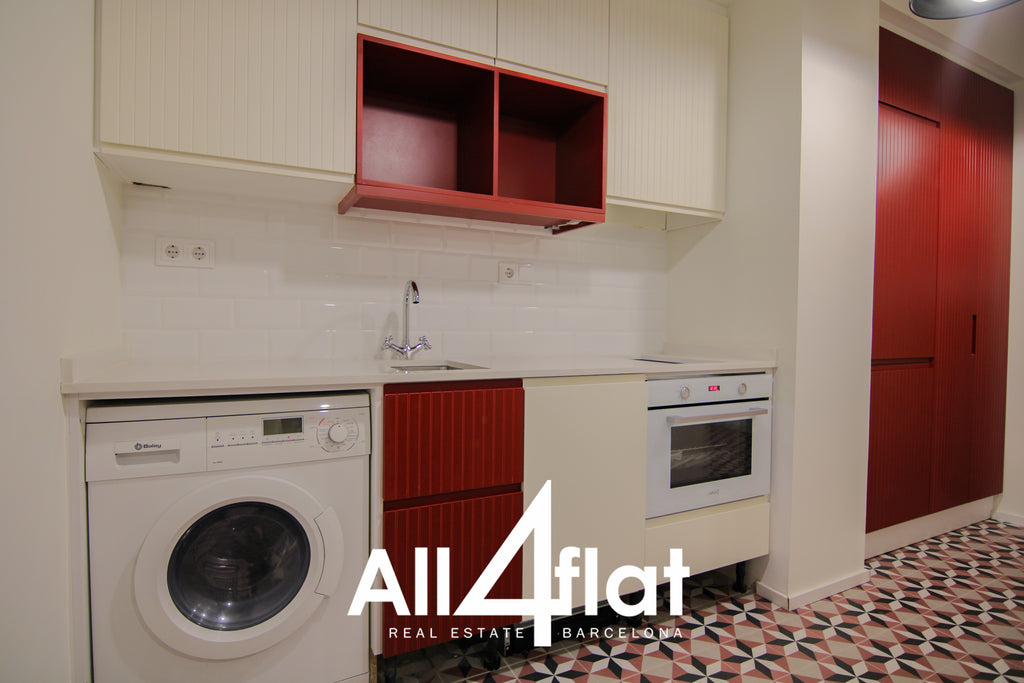 C/ Portal Nou - Réf. : 002542C 