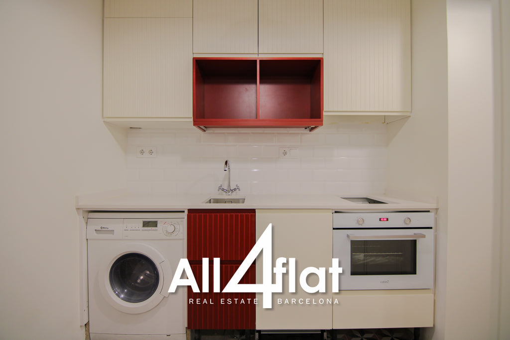 C/ Portal Nou - Réf. : 002542C 