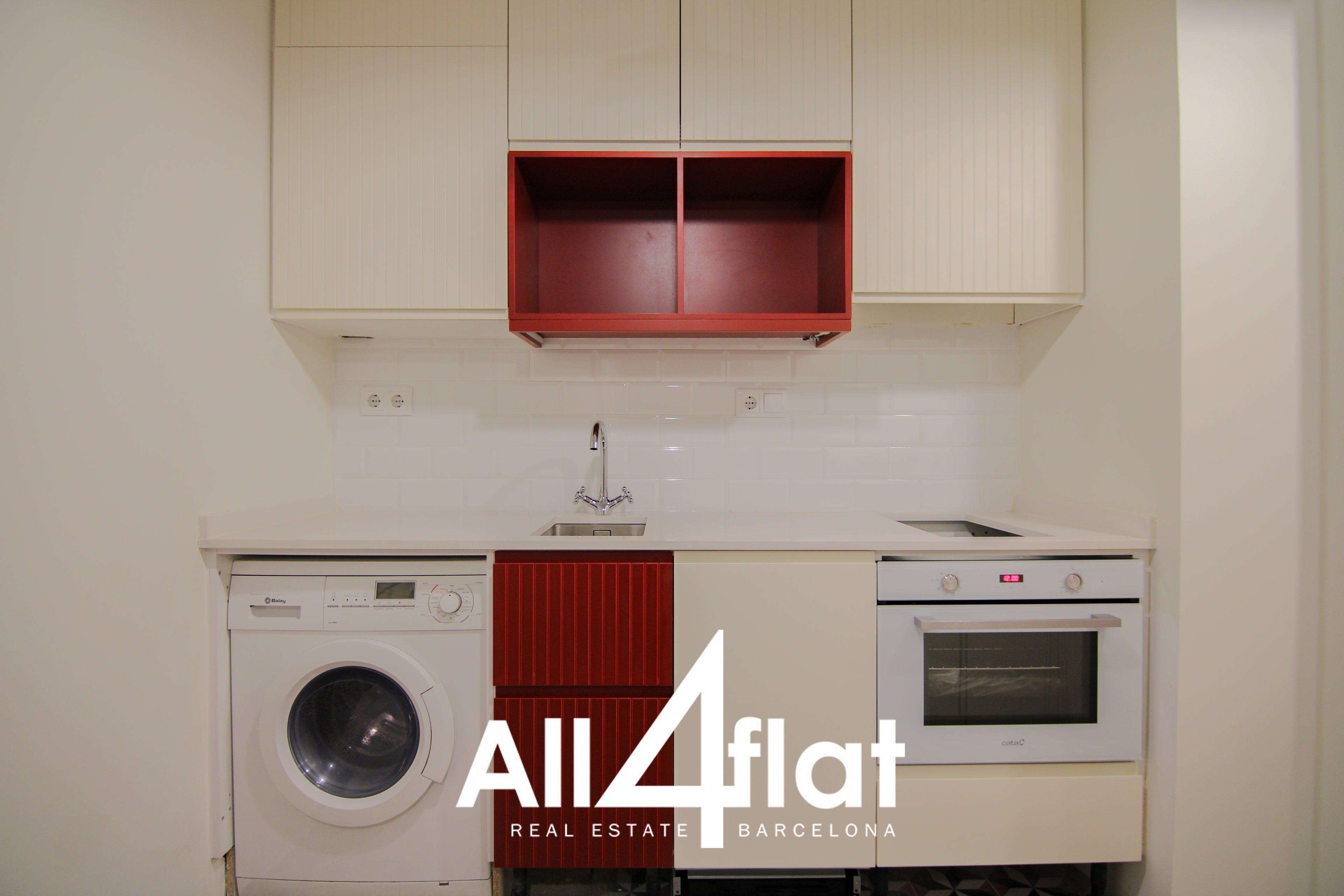 C/ Portal Nou - Réf. : 002542C 