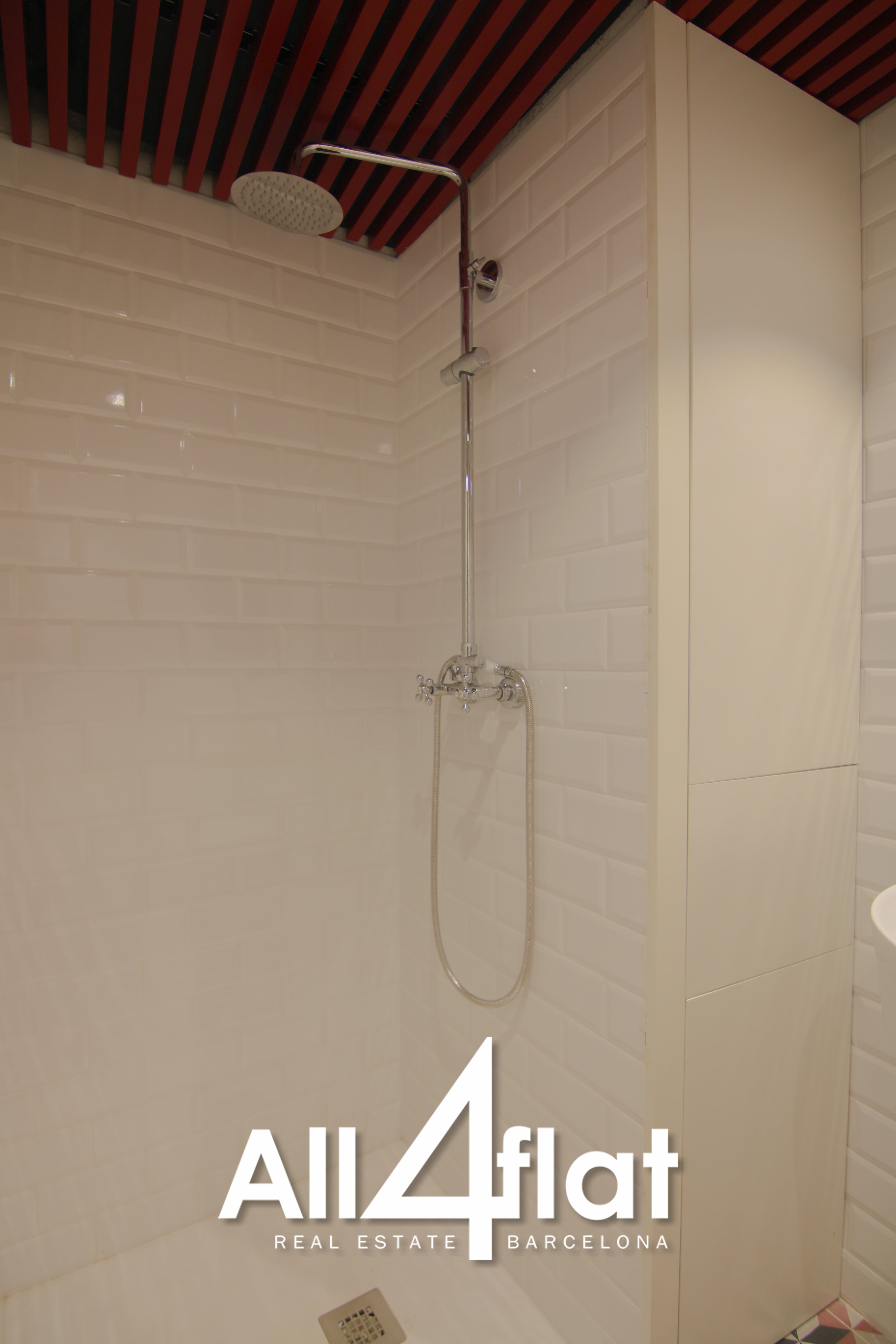 C/ Portal Nou - Réf. : 002542C 