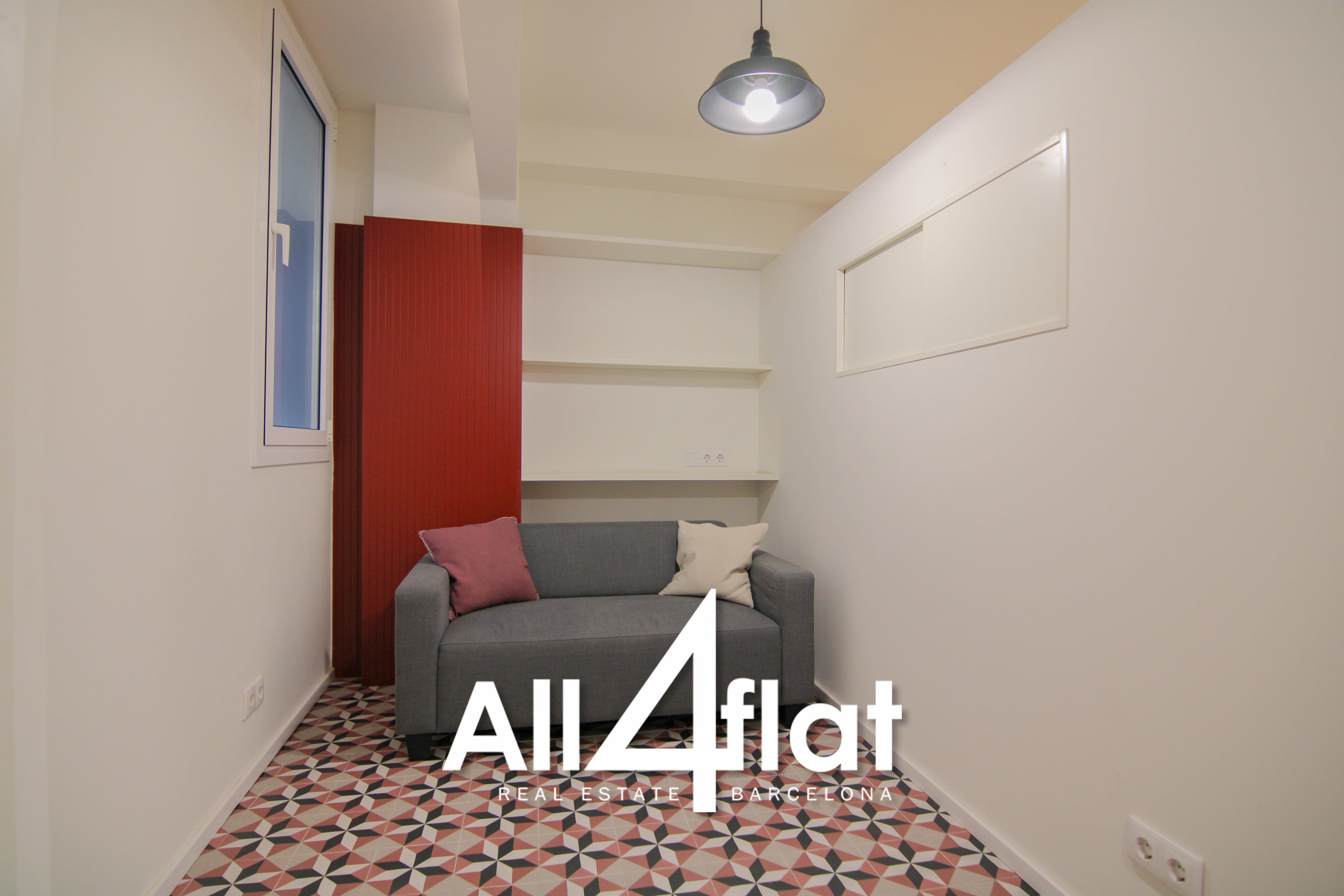 C/ Portal Nou - Réf. : 002542C 