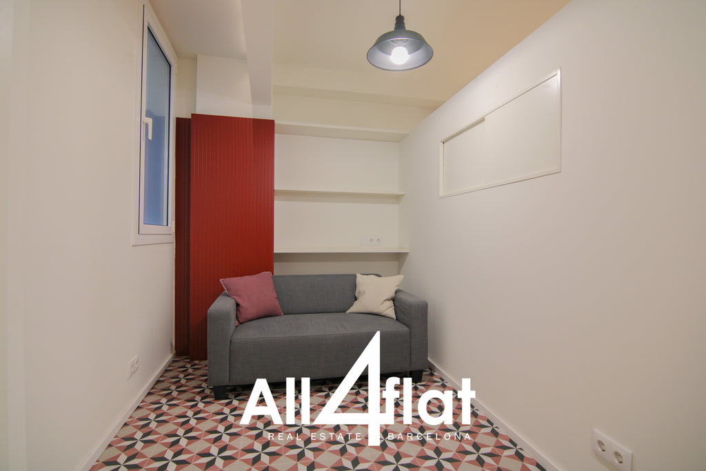 C/ Portal Nou - Réf. : 002542C 