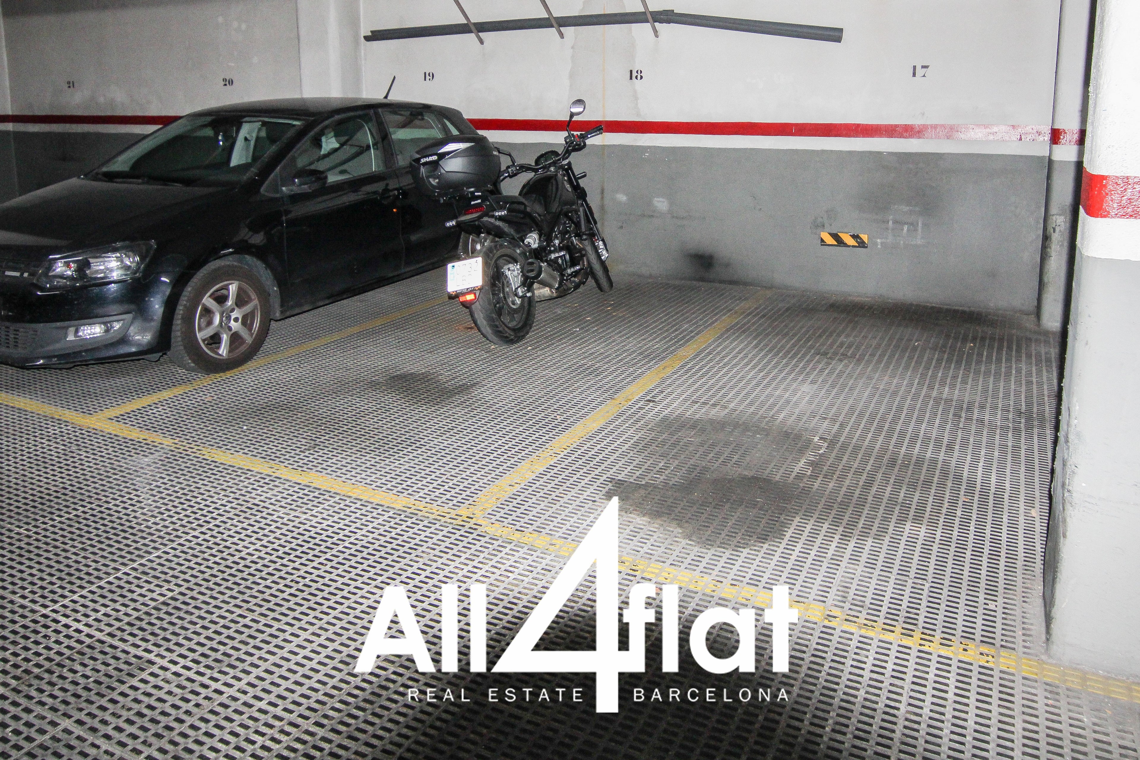 Rue Muntaner - Réf. : 002797 