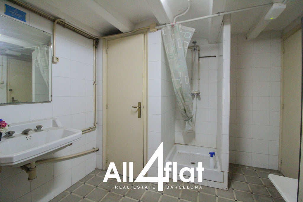 C/ Ample - Réf. : 002545_NP 