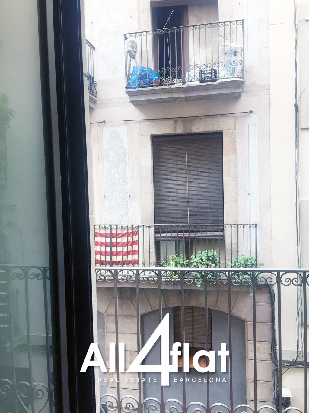 C/ Joaquin Costa - Réf. : 000638X 